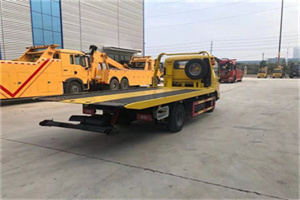 贺兰非事故拖车